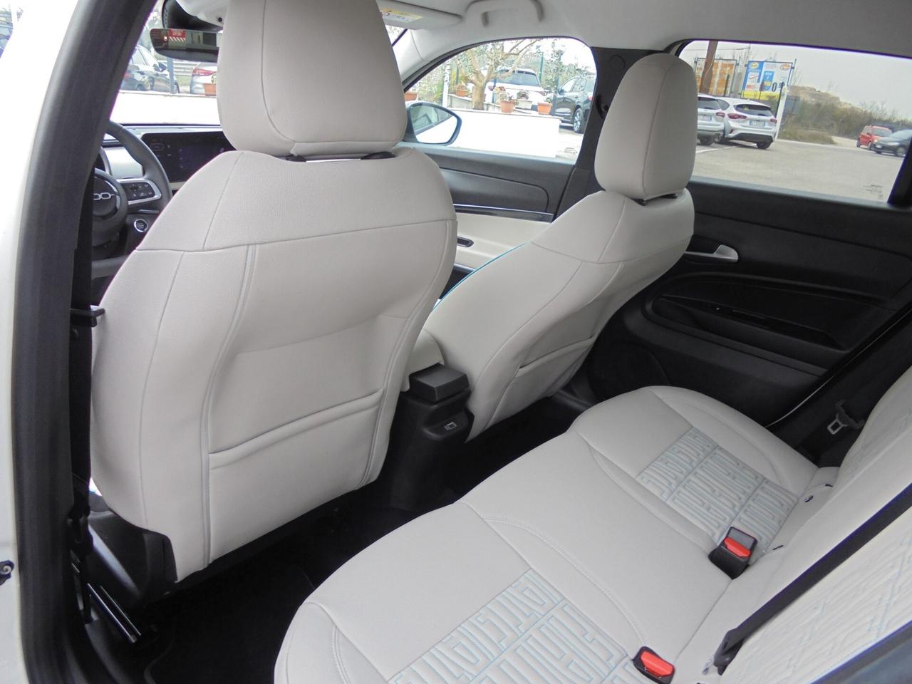 Fiat 600 Hybrid 110 CV DCT MHEV La Prima