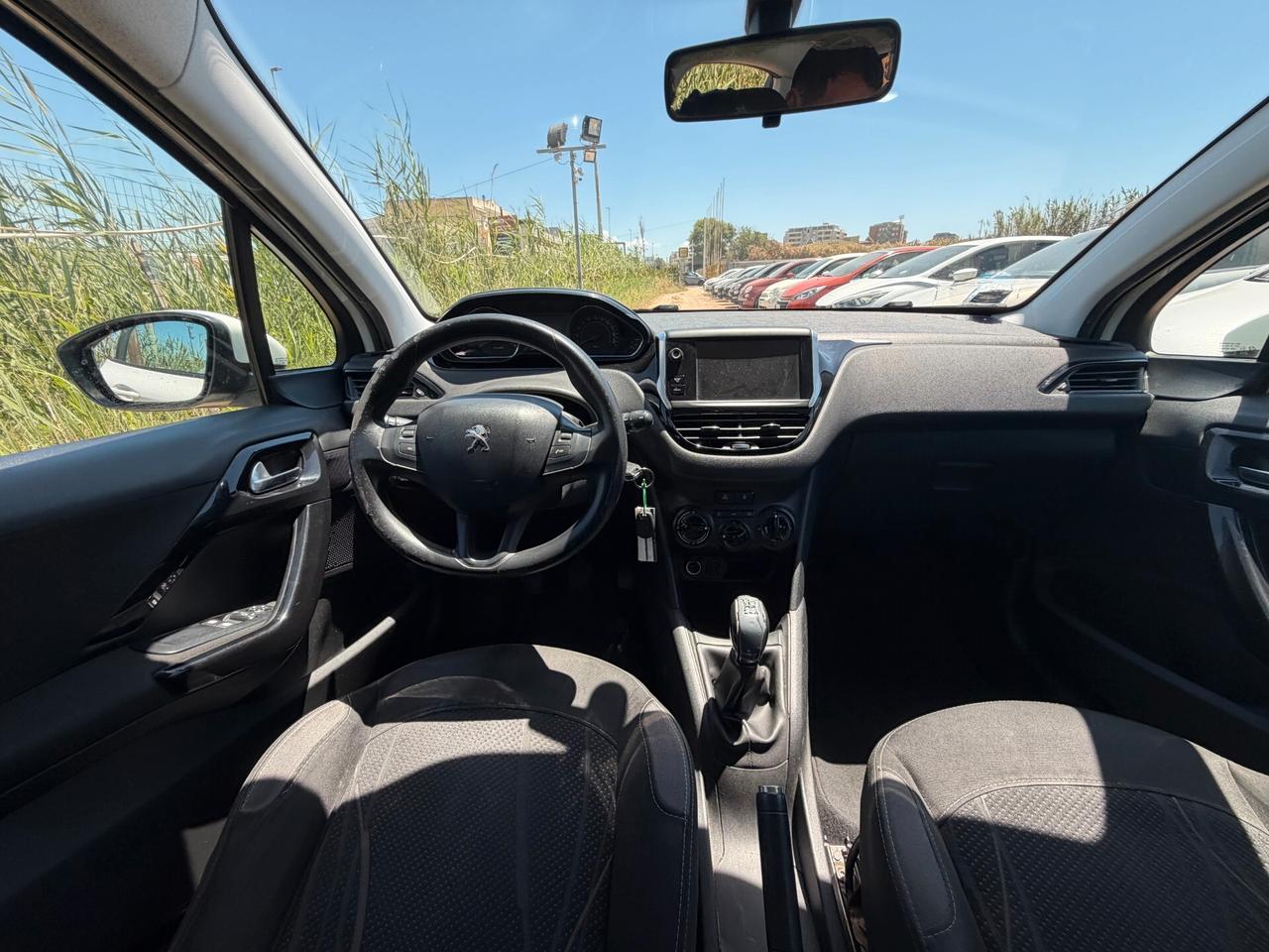 PEUGEOT 208 1.4 HDI 68CV ANNO 2012 ADATTA NEOPATENTATI