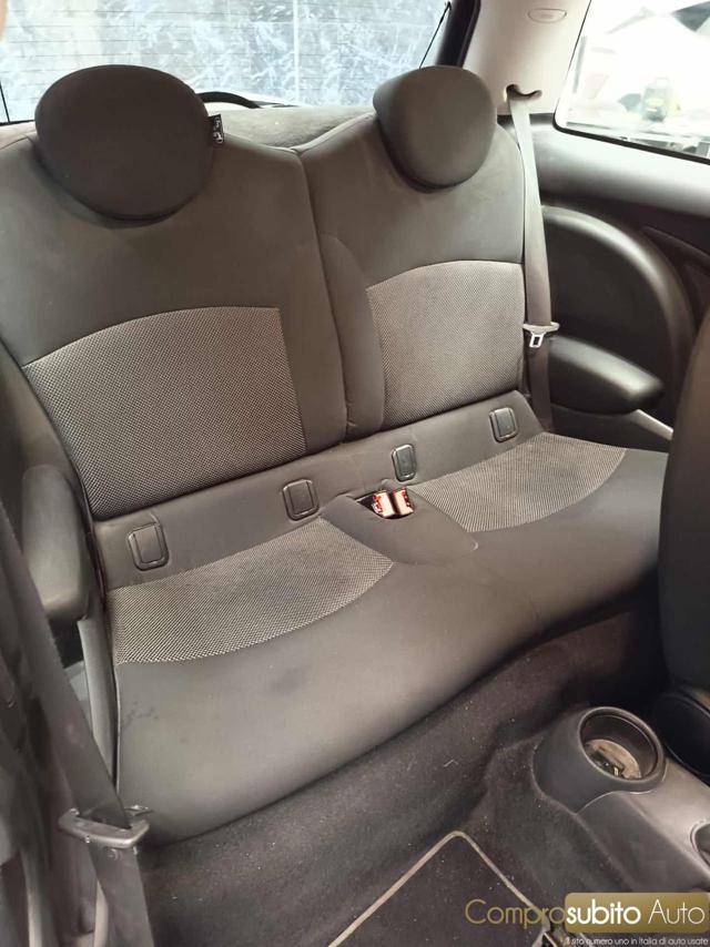 MINI Cooper D 1.6 16V Cooper D