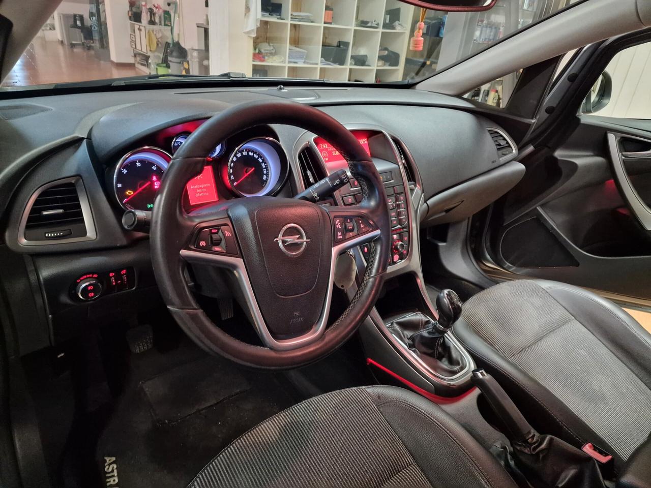 Opel Astra 1.7 CDTI 110CV Sports Tourer Cosmo