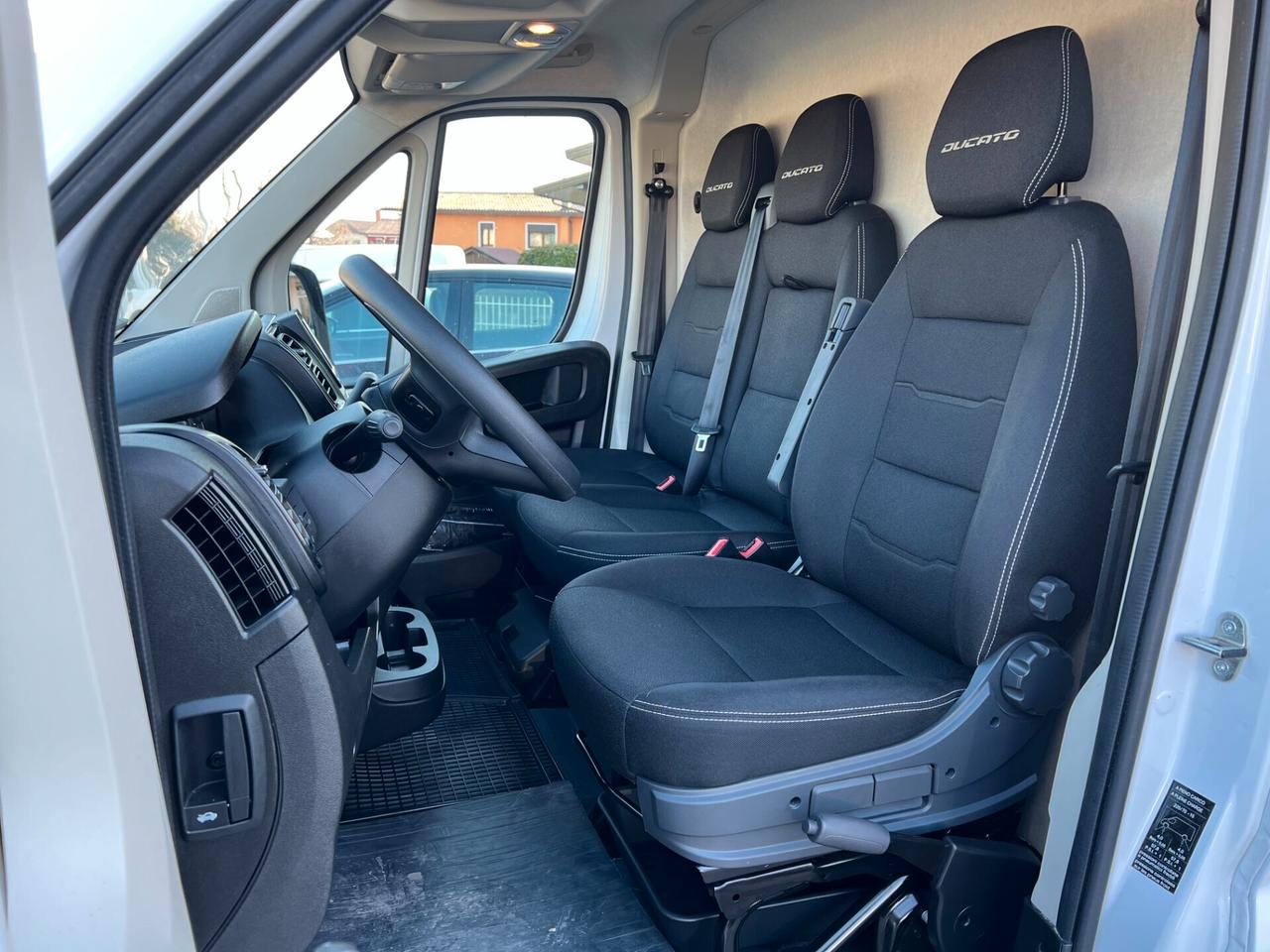 Fiat Ducato 30 2.2 Mjt 120CV PC-TN Furgone Passo Corto / Tetto Normale.