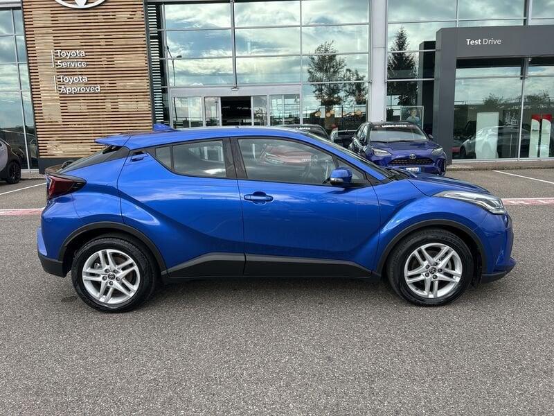 Toyota C-HR 1.8 Hybrid E-CVT Business
