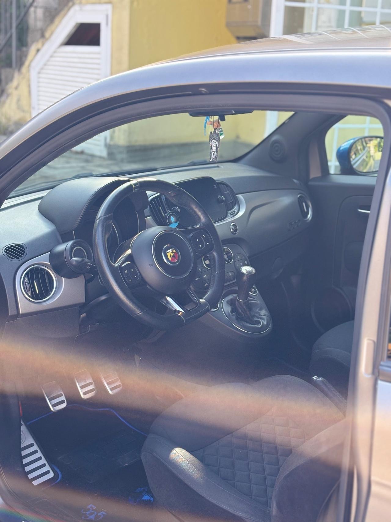 Abarth 595 1.4 Turbo T-Jet 165 CV Turismo