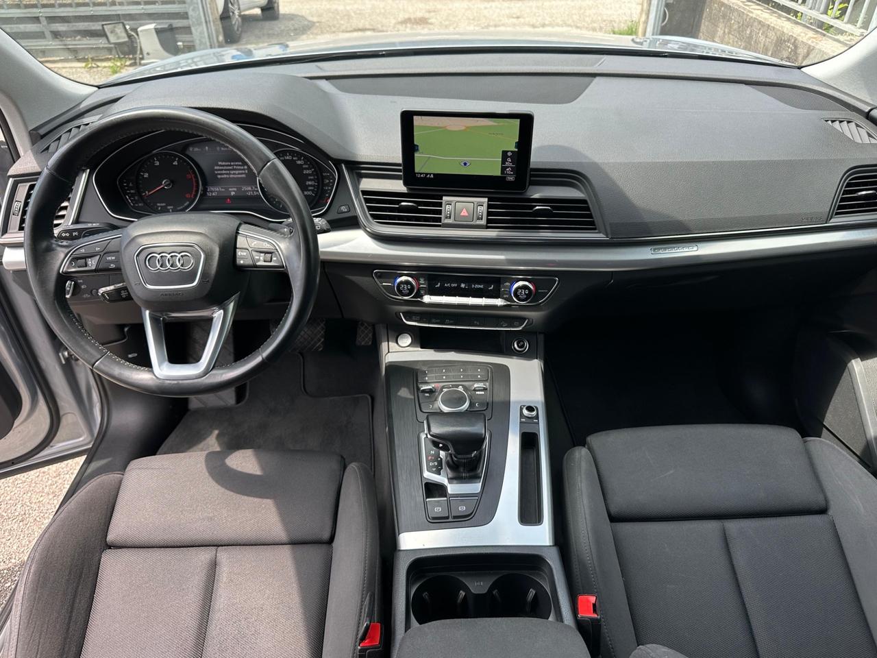 Audi Q5 40 TDI quattro S tronic Business Sport