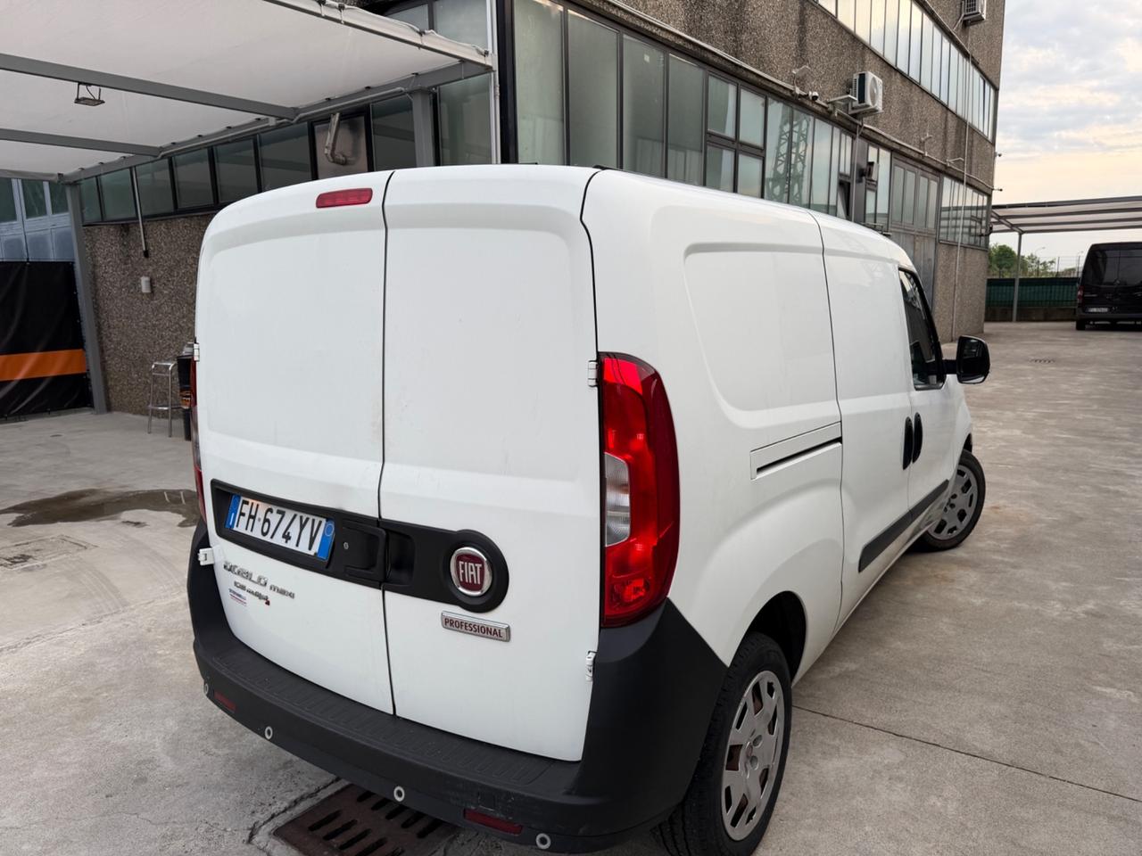Fiat Doblò 2017 1.6 MJT 105CVnCargo Maxi XL euro6b