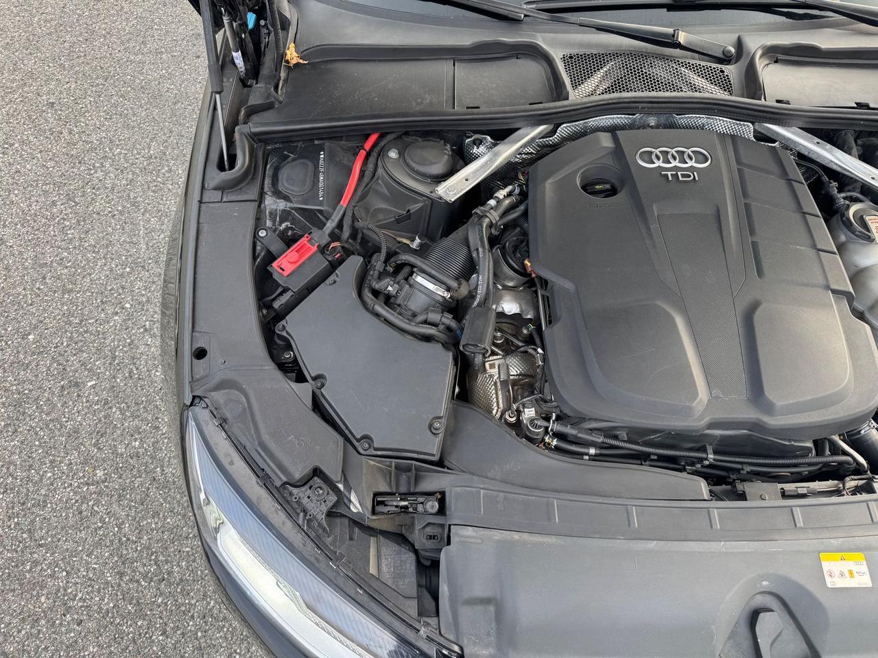 Audi A4 Business Advanced 2.0 40 TDI *PROMO #7349