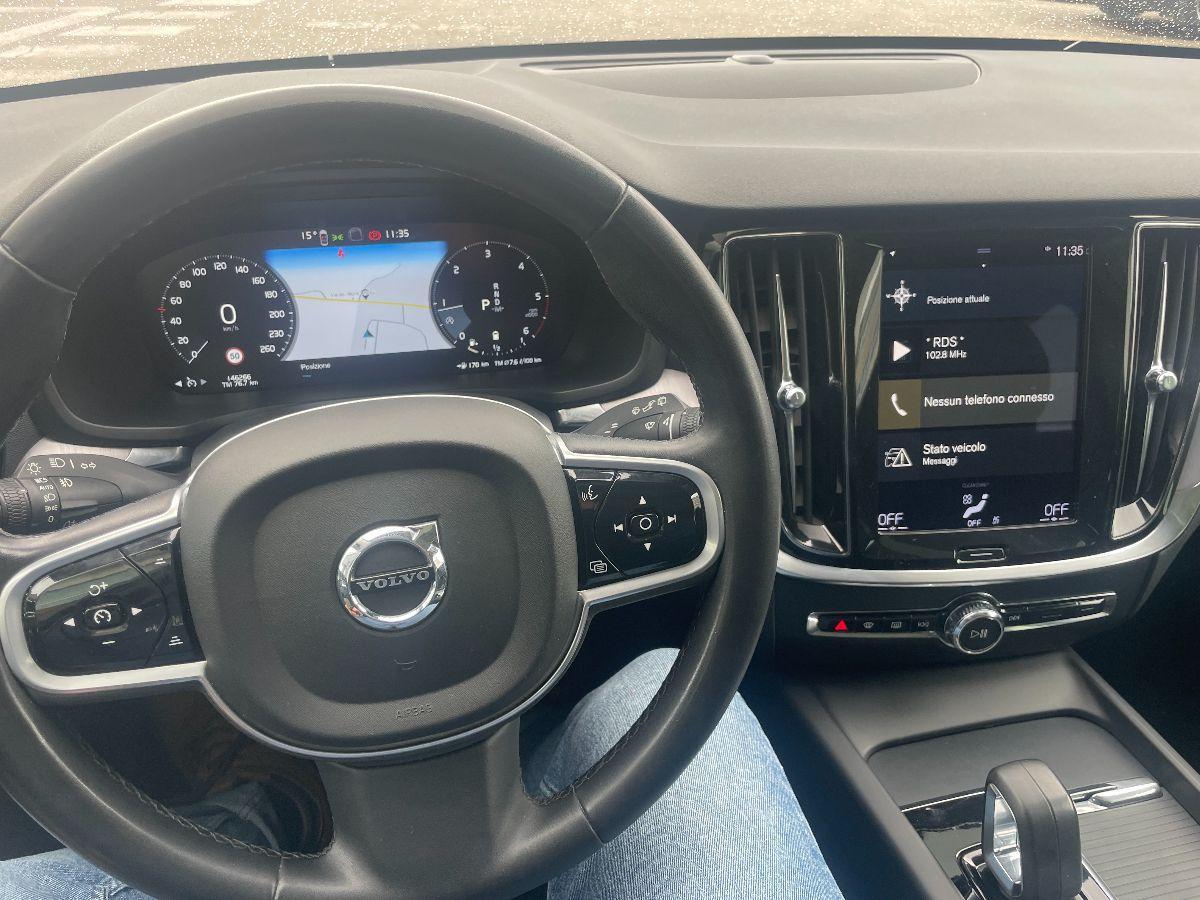 VOLVO - V60 - B4Geartr. Momentum Business Pro