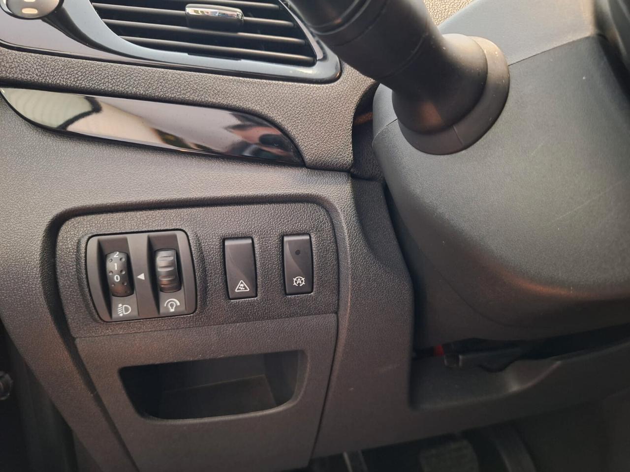 Renault Scenic X-Mod 1.5 dCi 110CV S&S Bose