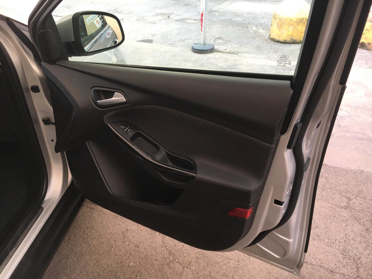 Ford Focus 1.0 EcoBoost 125 CV Start&Stop SW Titanium