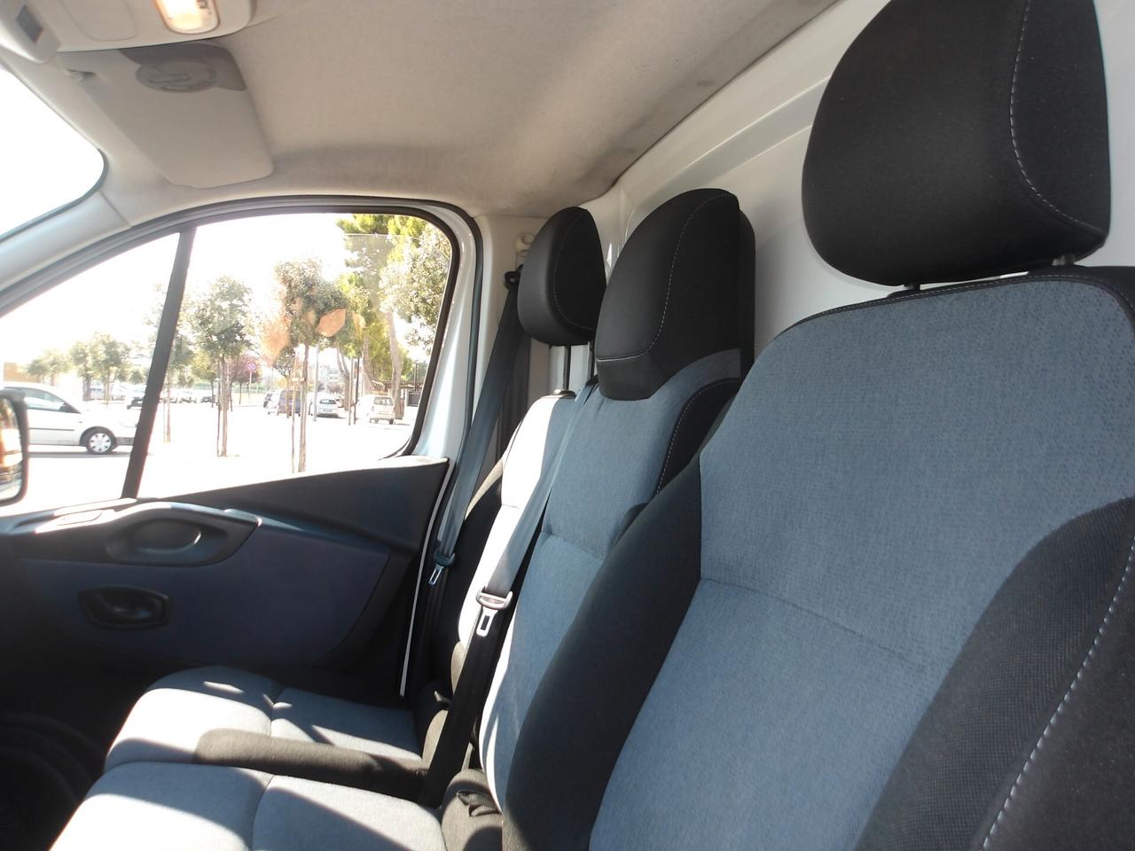 OPEL VIVARO 1.6 DIESEL-GARANZIA FULL-2018