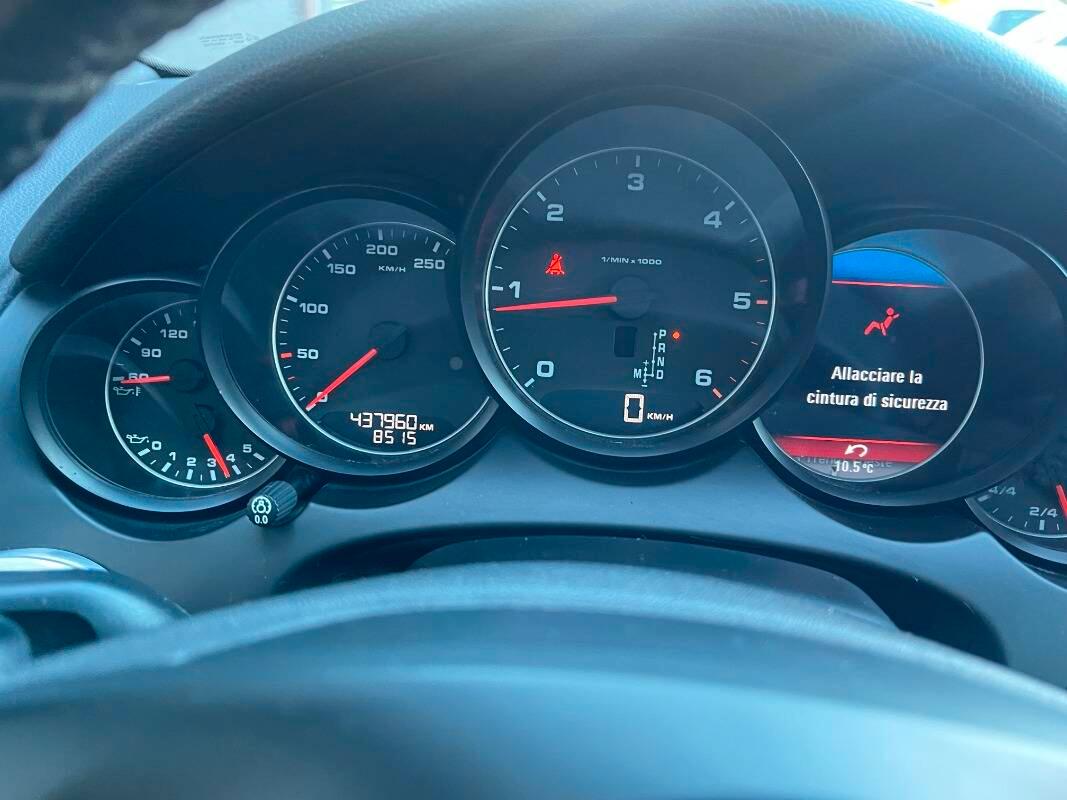 Porsche Cayenne 3.0 V6 tdi tiptronic TETTO