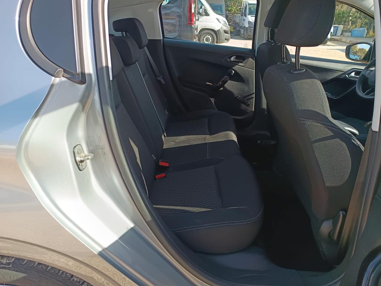 Peugeot 208 2019 - 1.5BlueHDi OK NEOP. LB AUTOMOBILI