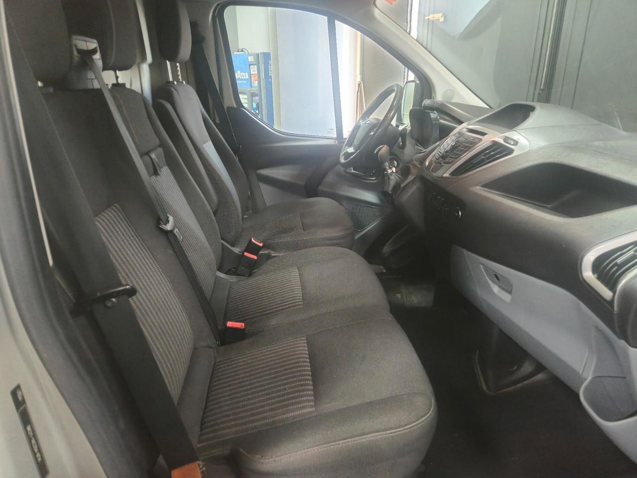 Ford Transit Custom 250 2.2 TDCi PC Furgone Entry