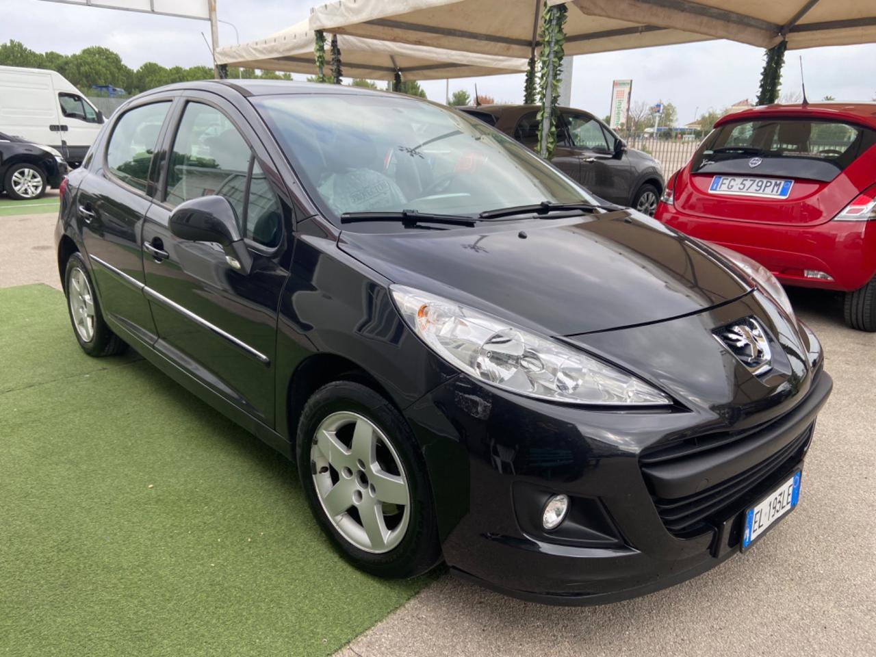 Peugeot 207 1.4 hdi Diesel 70CV 5p. Allure