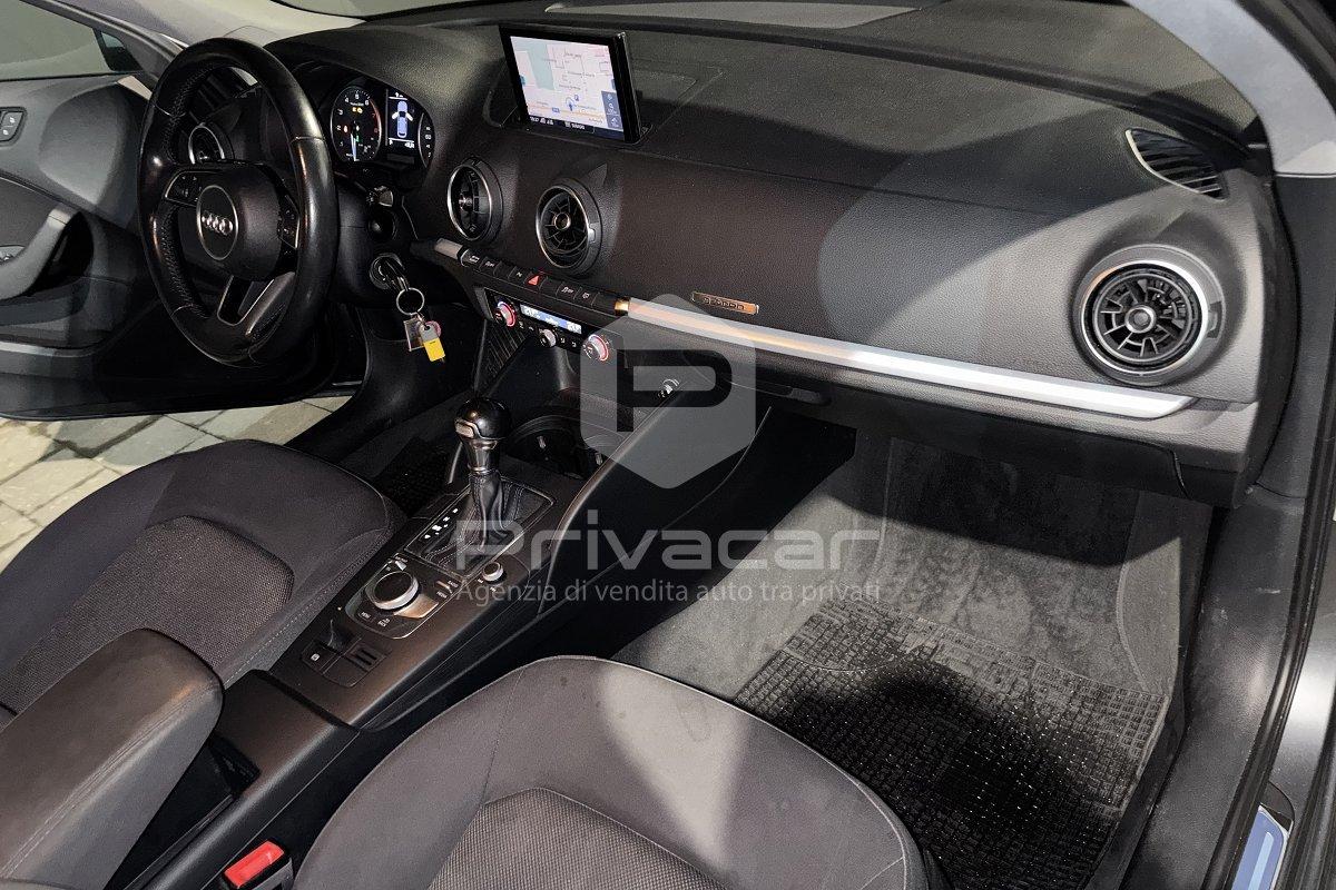 AUDI A3 SPB 1.4 TFSI S tronic g-tron Business