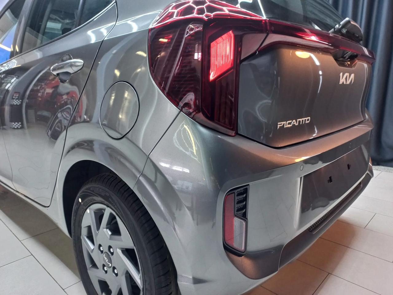 Kia Picanto 1.0 GDi 5 porte Urban