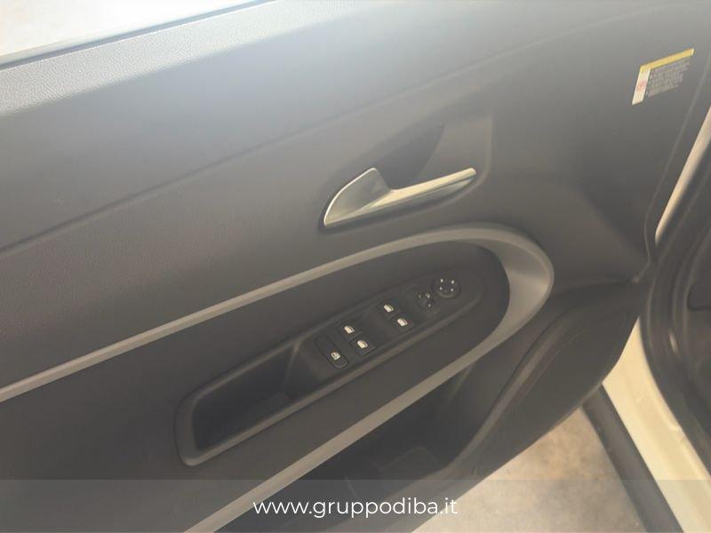 Jeep Avenger E-Hybrid Longitude 1.2 110cv Dct M