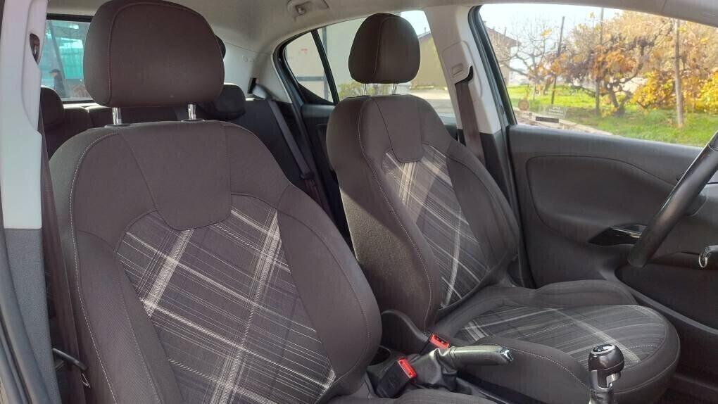 Opel Corsa 1.2 5 porte GPL