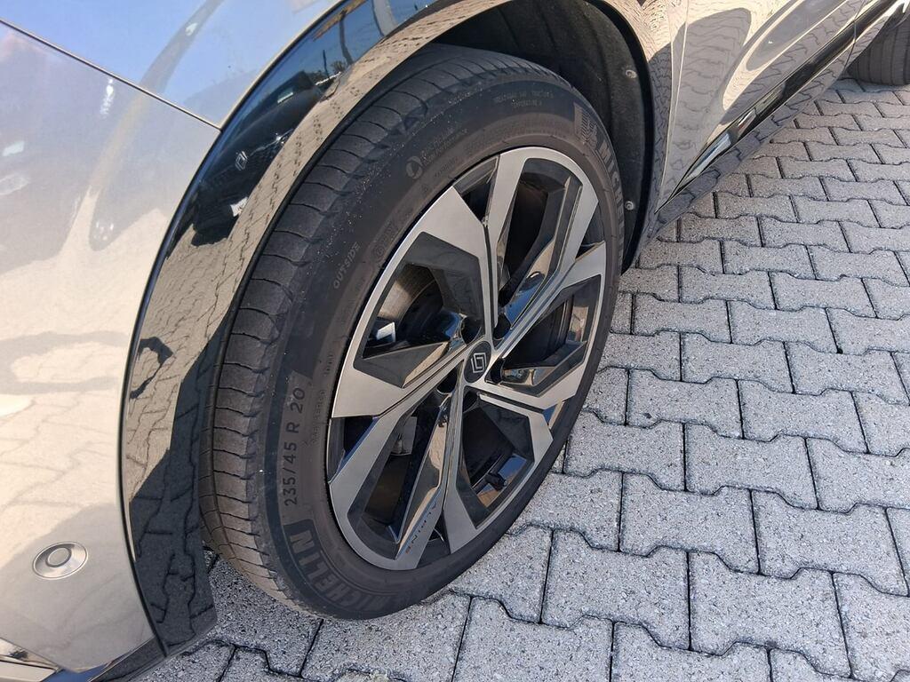 Renault Austral 1.2 E-Tech full hybrid Iconic Esprit Alpine