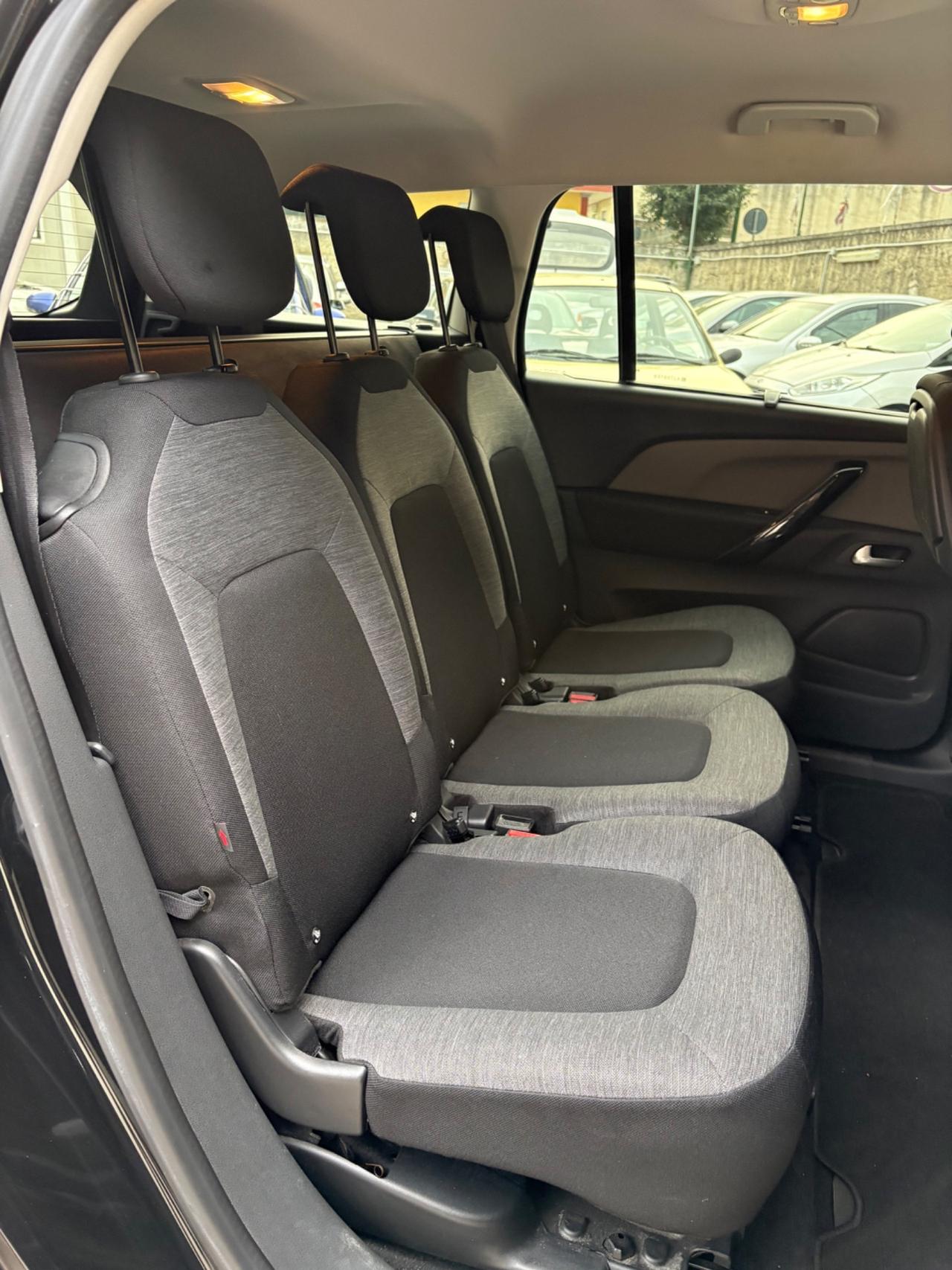 Citroen Grand C4 Picasso HDi 120cv automatico