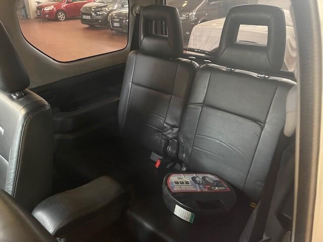 Suzuki Jimny 1.3i 16V cat 4WD JLX