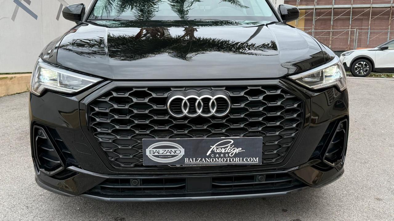 AUDI Q3 SPB 35 TDI IDENTITY BLACK KM0 2024 TETTO APRIBILE