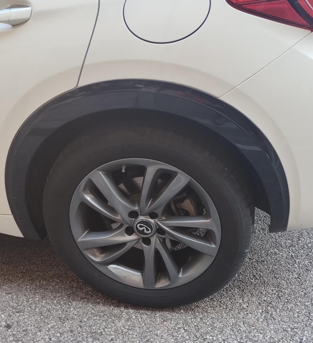 Infiniti Q30 1.5 diesel Premium