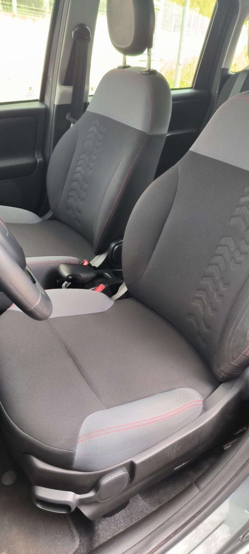 Fiat Panda 1.2 EasyPower Lounge passaggio in omaggio