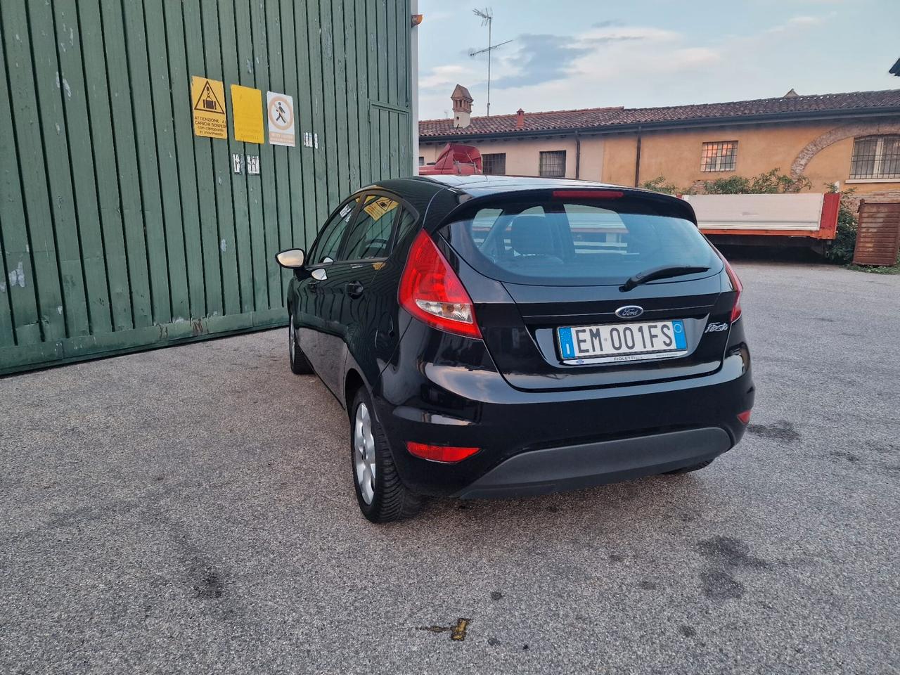 Ford Fiesta 1.4 5 porte Bz.- GPL