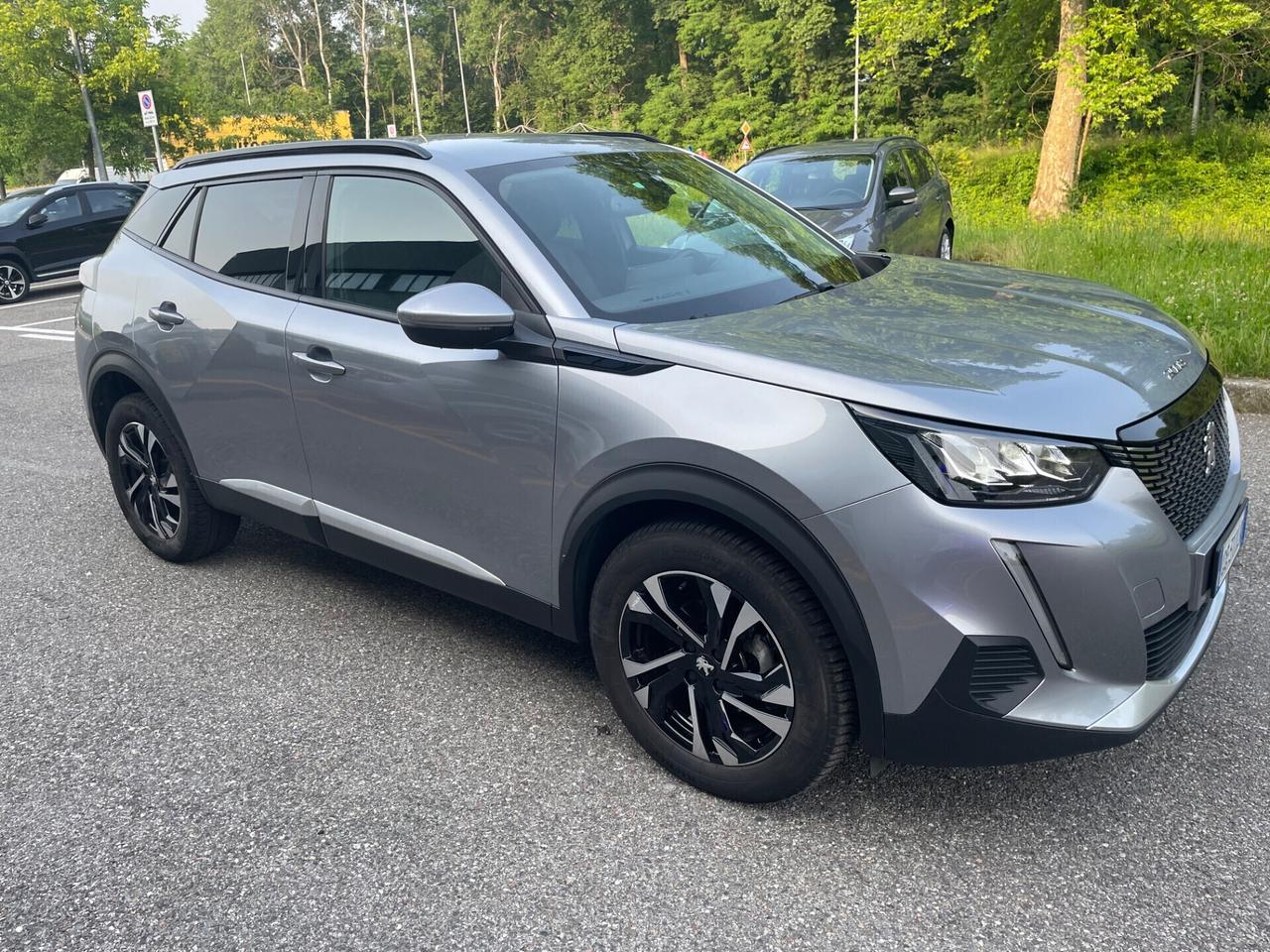 Peugeot 2008 PureTech 100 S&S Allure