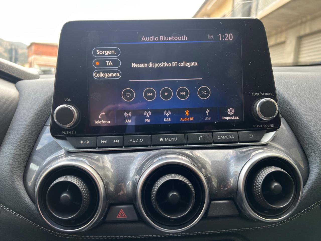 Nissan Juke 1.0 DIG-T 114 CV DCT Tekna