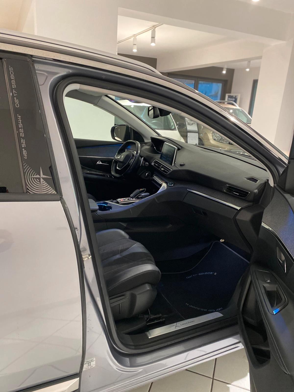 Peugeot 3008 BlueHDi 130 S&S EAT8 Allure