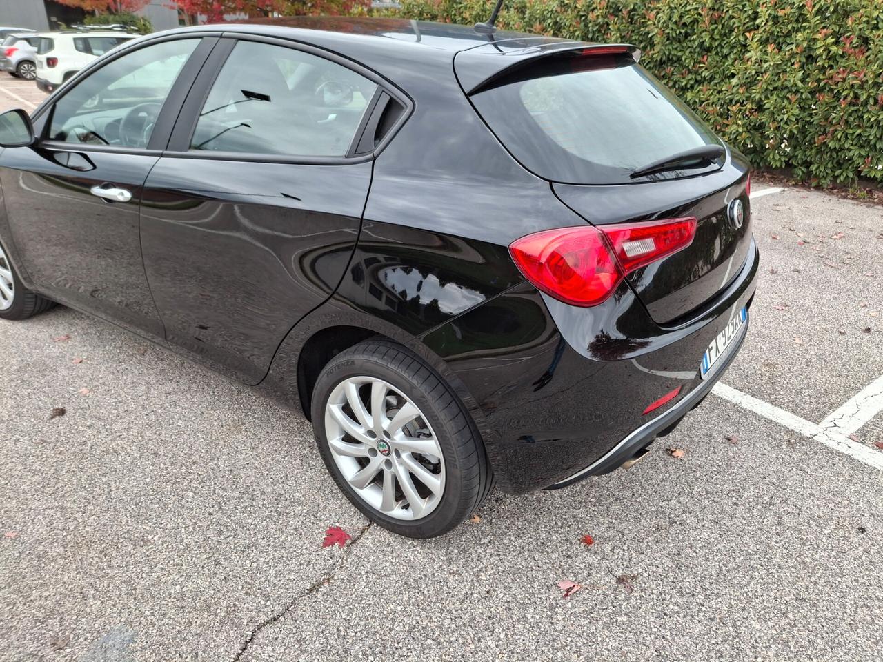 Alfa Romeo Giulietta 1.6 JTDm 120 CV solo 95 mila km automatica