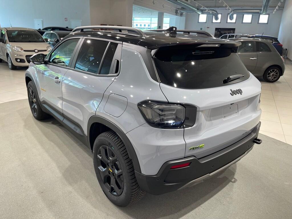 Jeep Avenger 1.2 turbo e-hybrid The North Face 4xe 136cv edct6