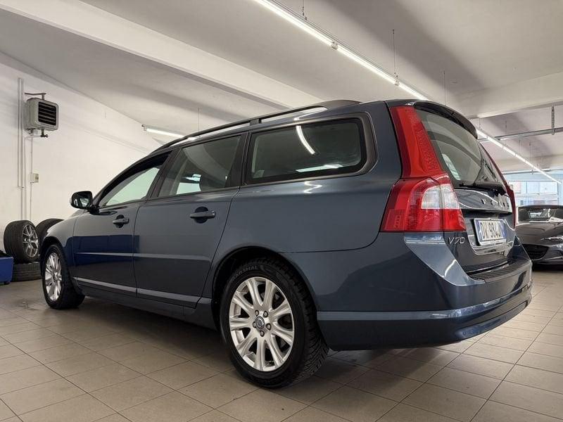 Volvo V70 V70 2.4 D Geartronic R-design