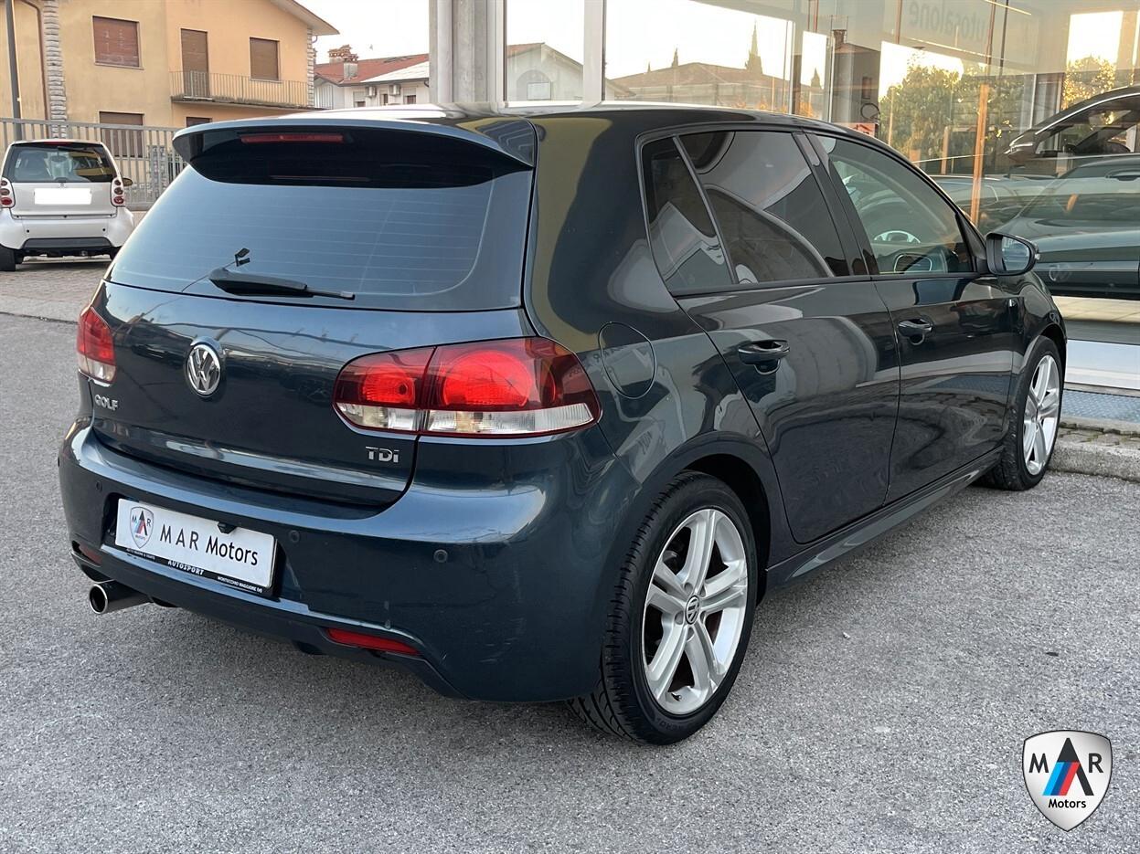 Volkswagen Golf 1.6 TDI DPF DSG 5p. R Line