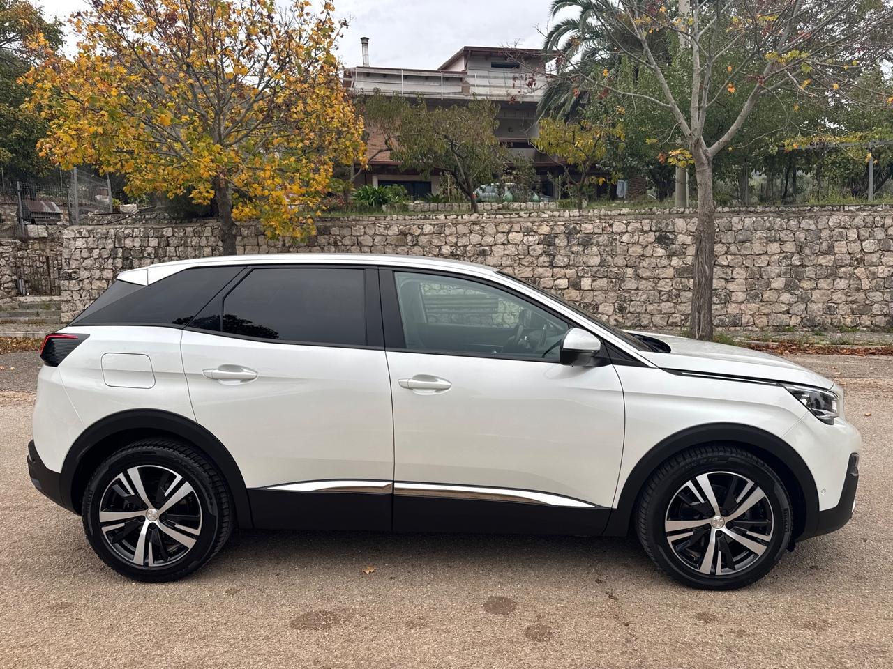 Peugeot 3008 BlueHDi 130 S&S Allure