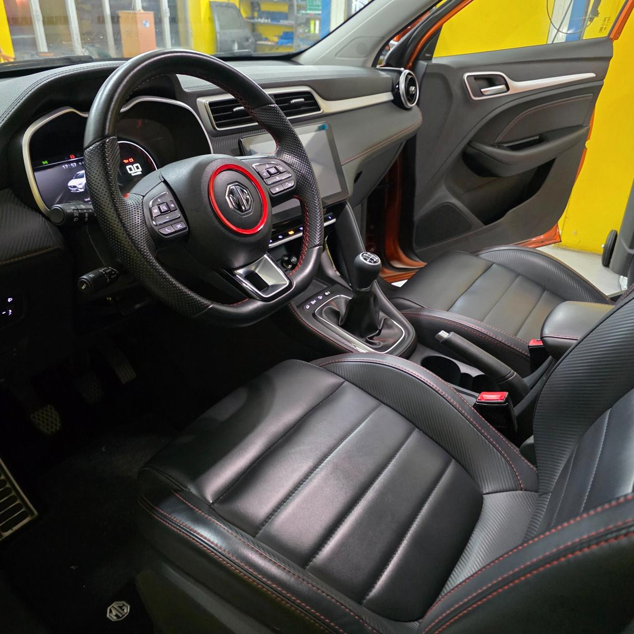 Mg ZS 1.5 VTi-tech Luxury AZIENDALE