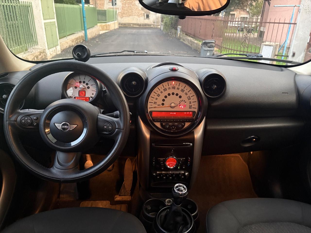 Mini Cooper Countryman 1.6 D NEOPATENTATO