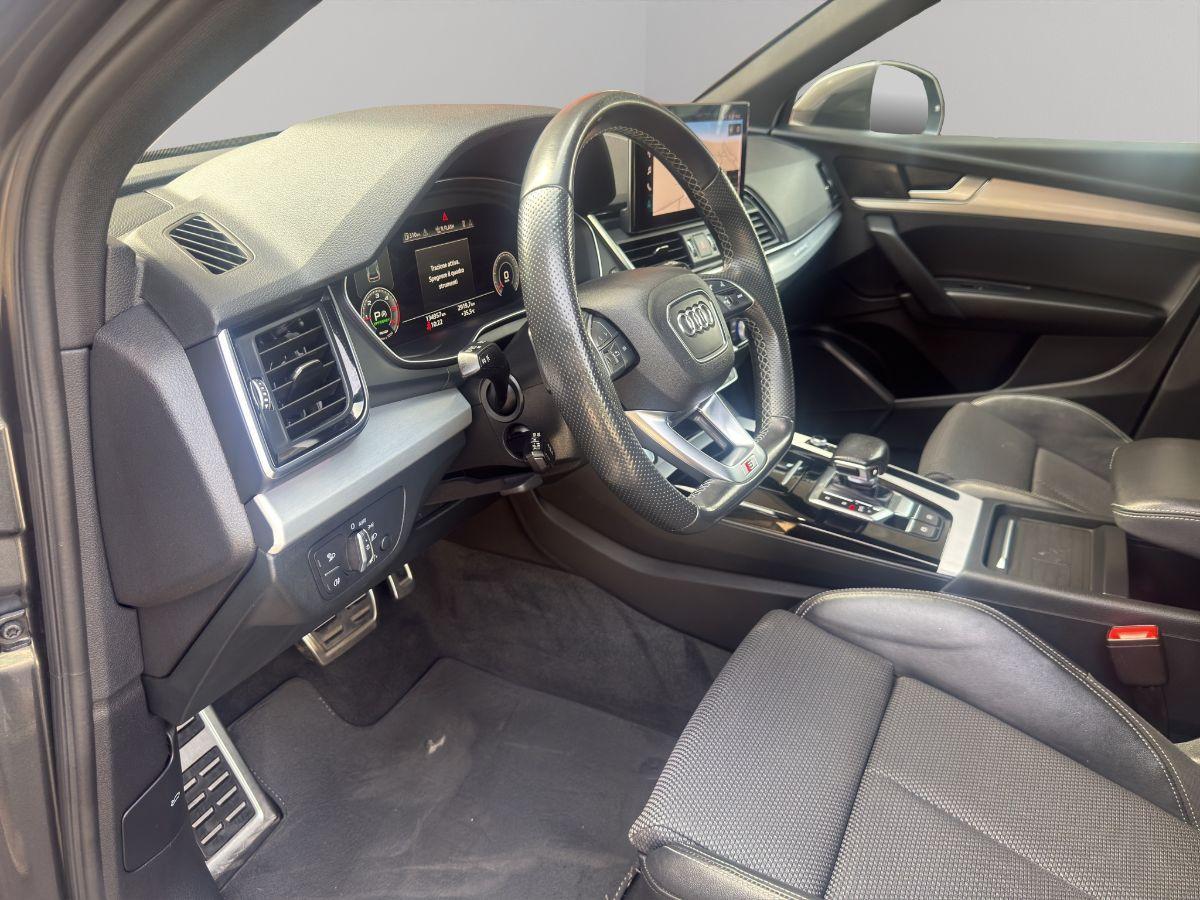 AUDI - Q5 Sportback - Q5 SPB 40 2.0 TDI 204CV quattro S tr. S line plus