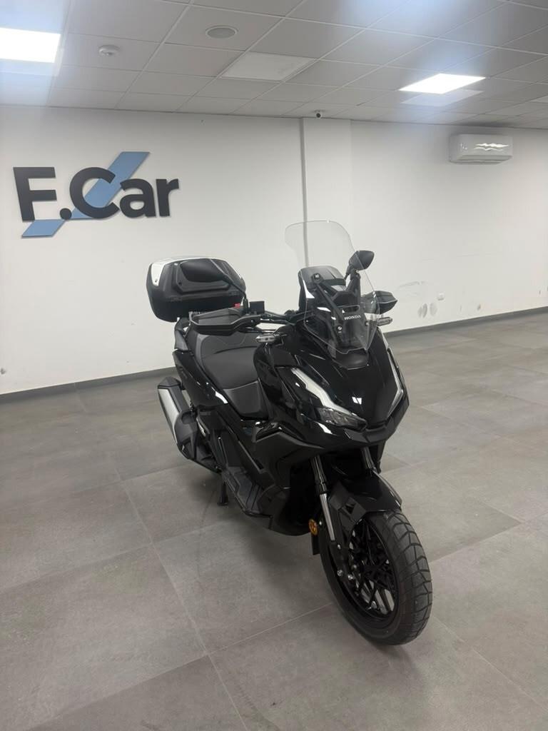 Honda ADV 350