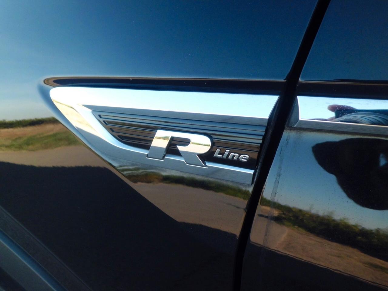 Volkswagen Tiguan 1.6 TDI R-LINE -FULL