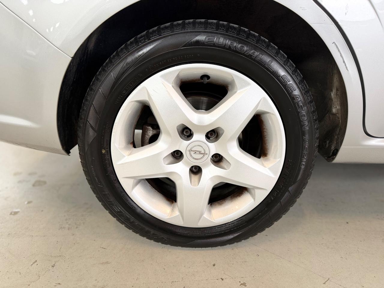 Opel Zafira EDITION GPL 7 POSTI NEOPATENTATI