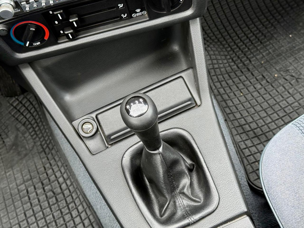 BMW 318 i