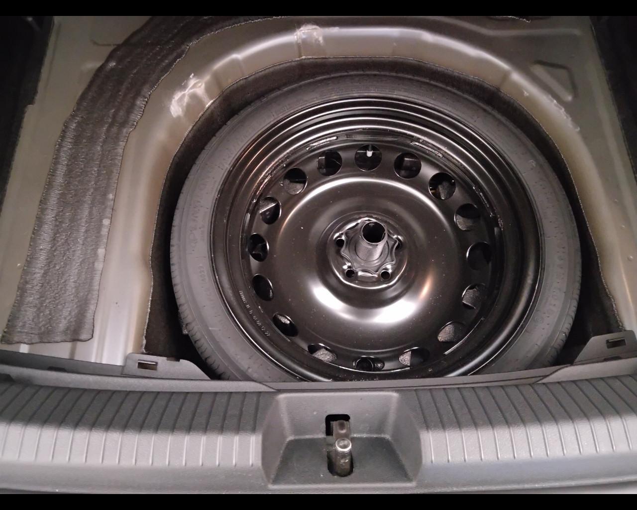 VOLKSWAGEN Taigo - Taigo 1.0 tsi Life 95cv