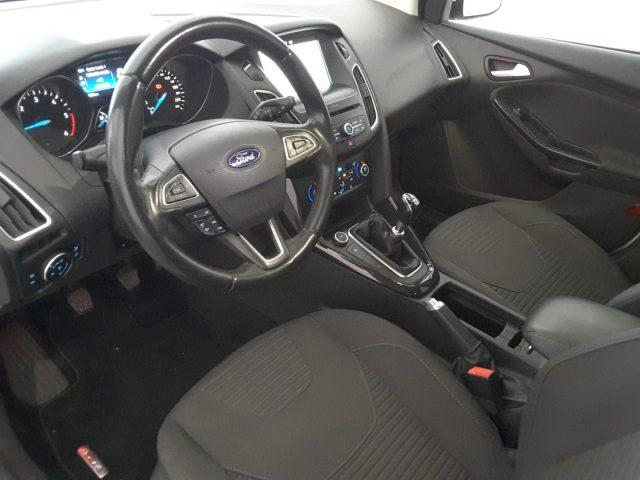 FORD Focus 1.5 TDCi 120cv Titanium *TAGLIANDI FORD*