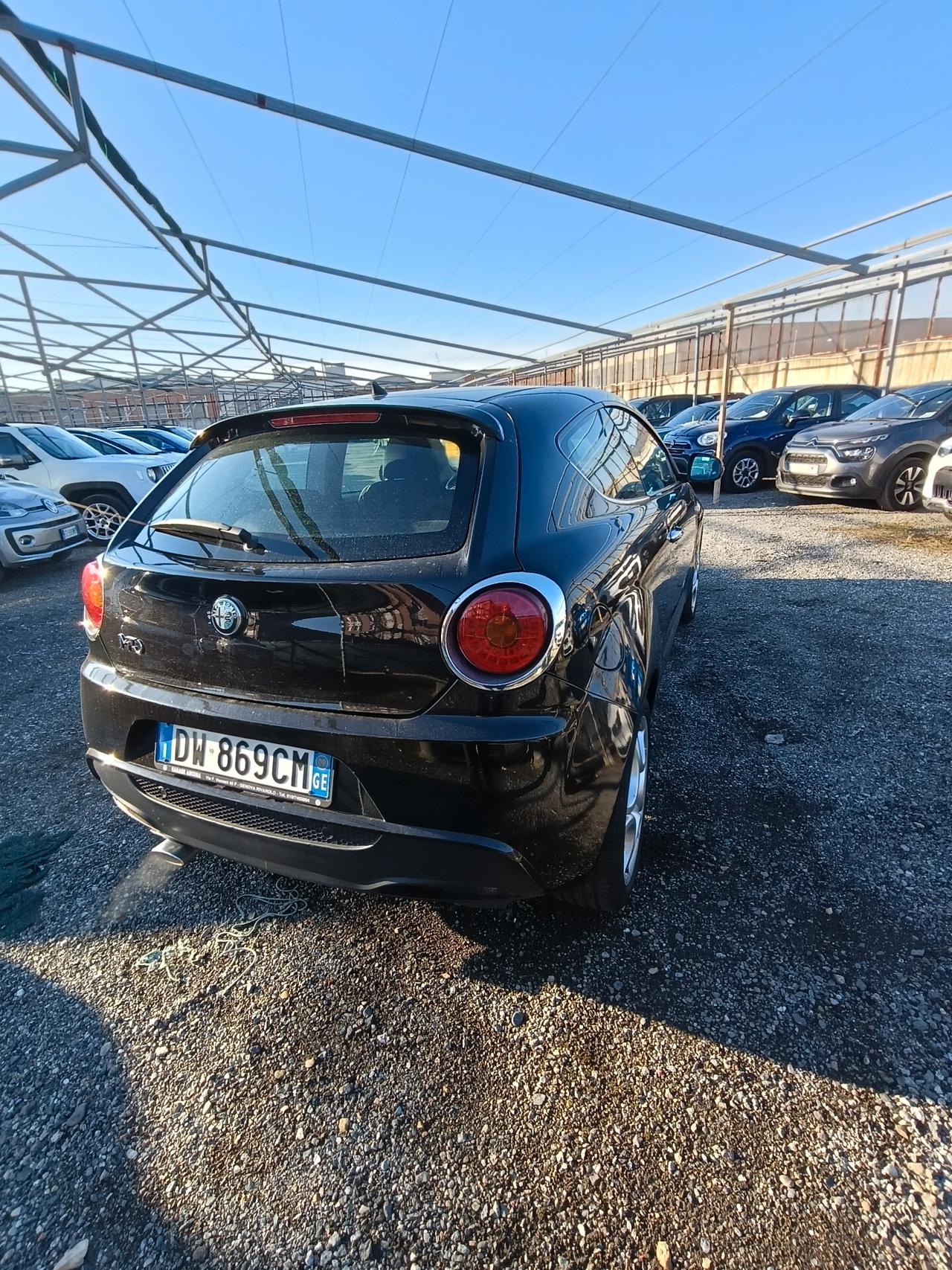 Alfa Romeo MiTo 1.3 JTDm 16V 90 CV Distinctive Sport Pack