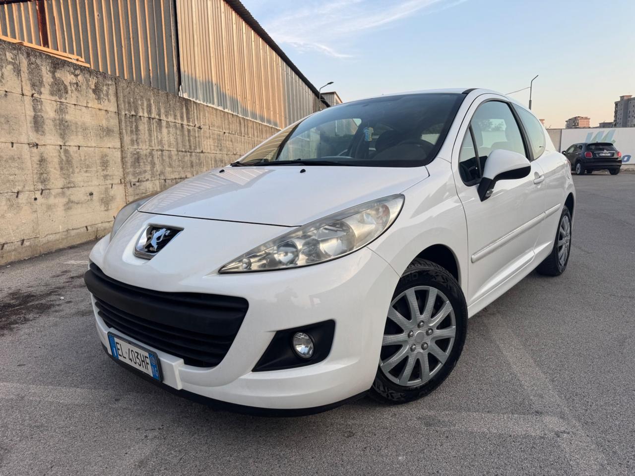 Peugeot 207 1.4 8V 75CV 3p. ECO GPL