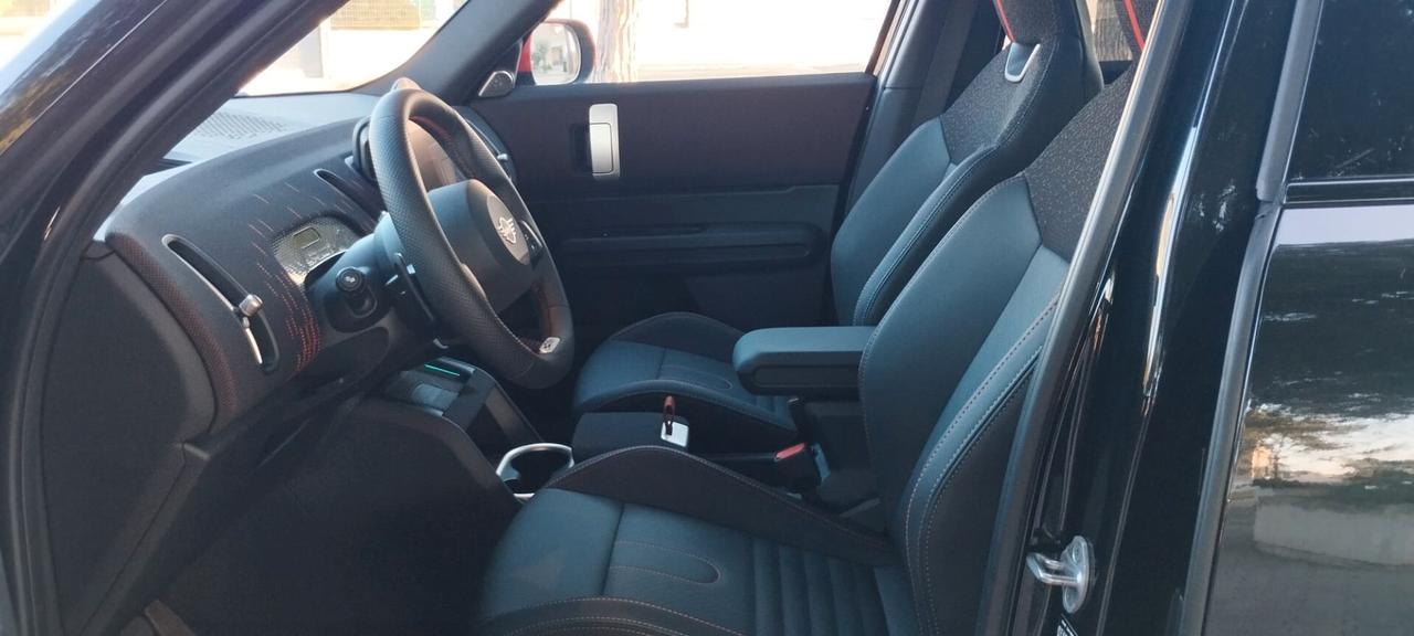 Mini Countryman John Cooper Works XL 09/24, km 33.000