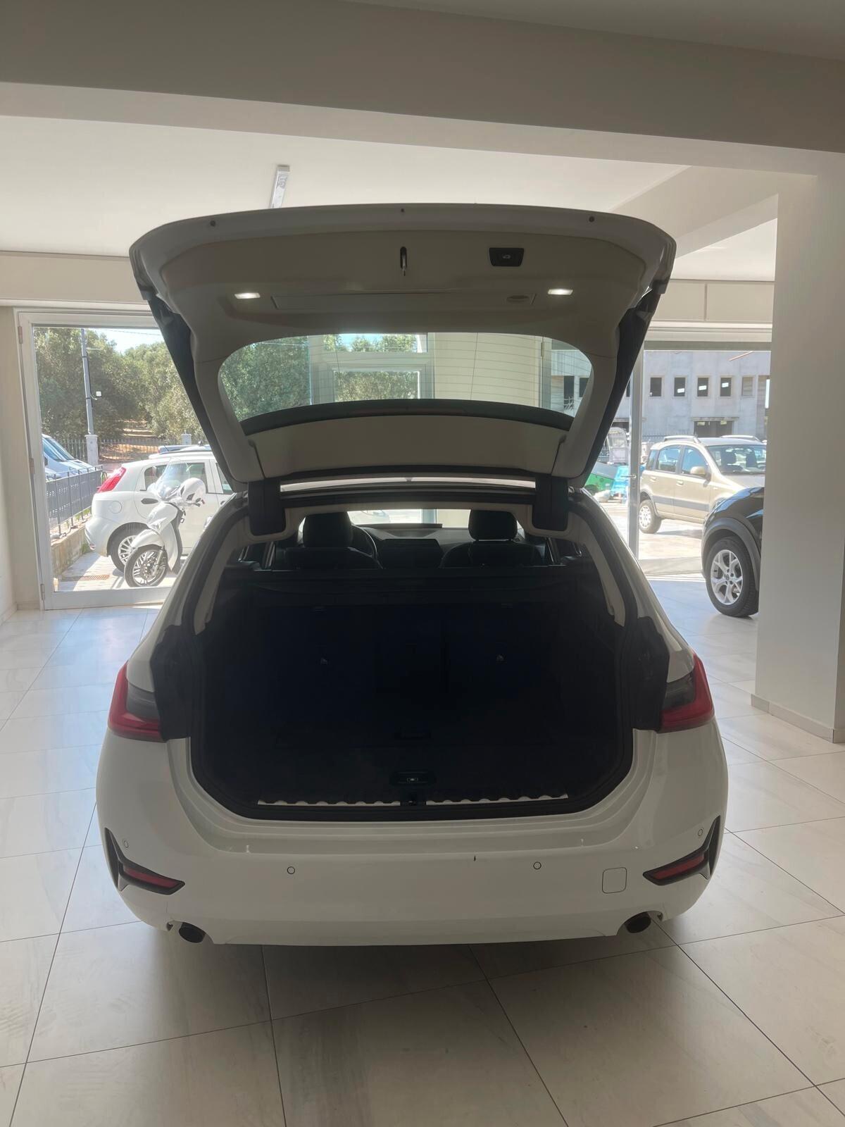 Bmw 320 320d 48V Touring Business Advantage